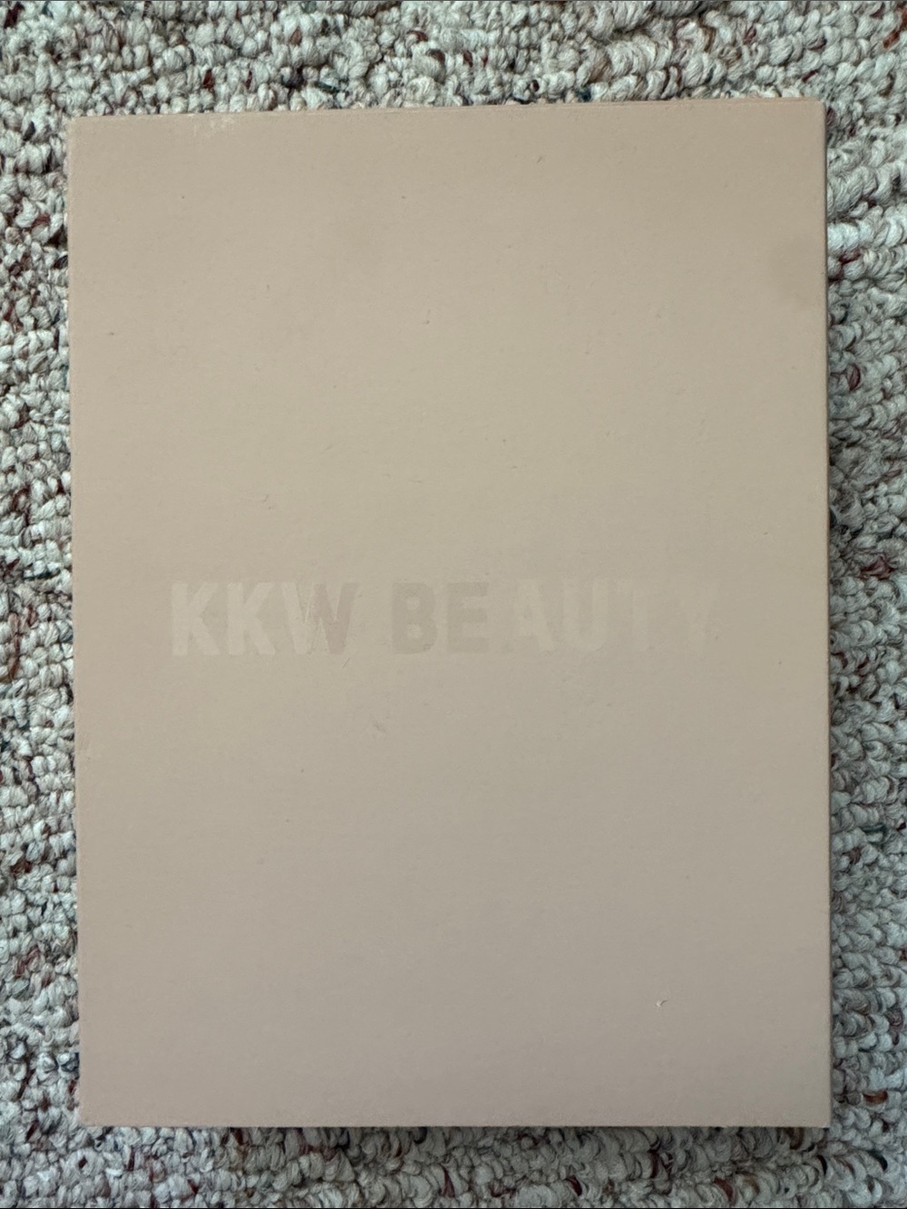 KKW Beauty Smokey Volume 1 Eyeshadow & Face Set in Nude, Brown, Black, Green - Picture 8 of 8